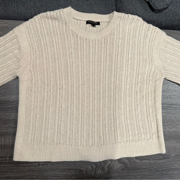 Banana Republic Women's Cream Ribbed Sweater - Picture 12 of 12
